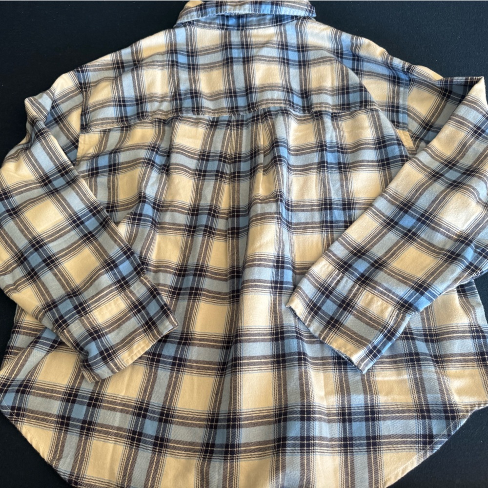 Plaid Shirt in Blue and White by AMERICAN EAGLE!Just the right weight&oh so soft